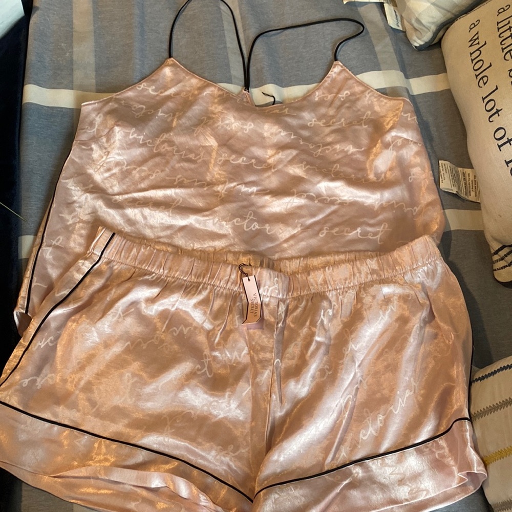 Victoria Secret shorts pajama set